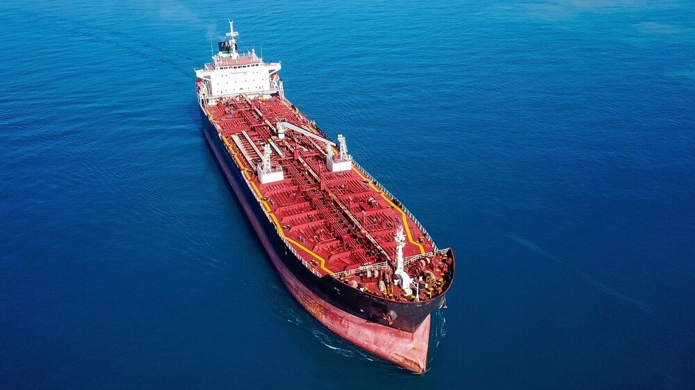 Wibest – Persian Gulf: Oil tanker ship in the Gulf