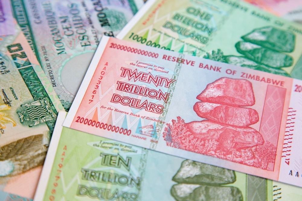 Wibest – The IMF: Zimbabwe dollar bills