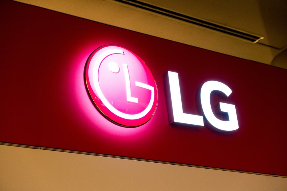 LG: LG Logo.